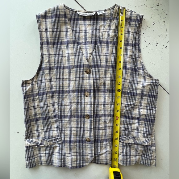 Plaid Vest - Picture 6 of 6